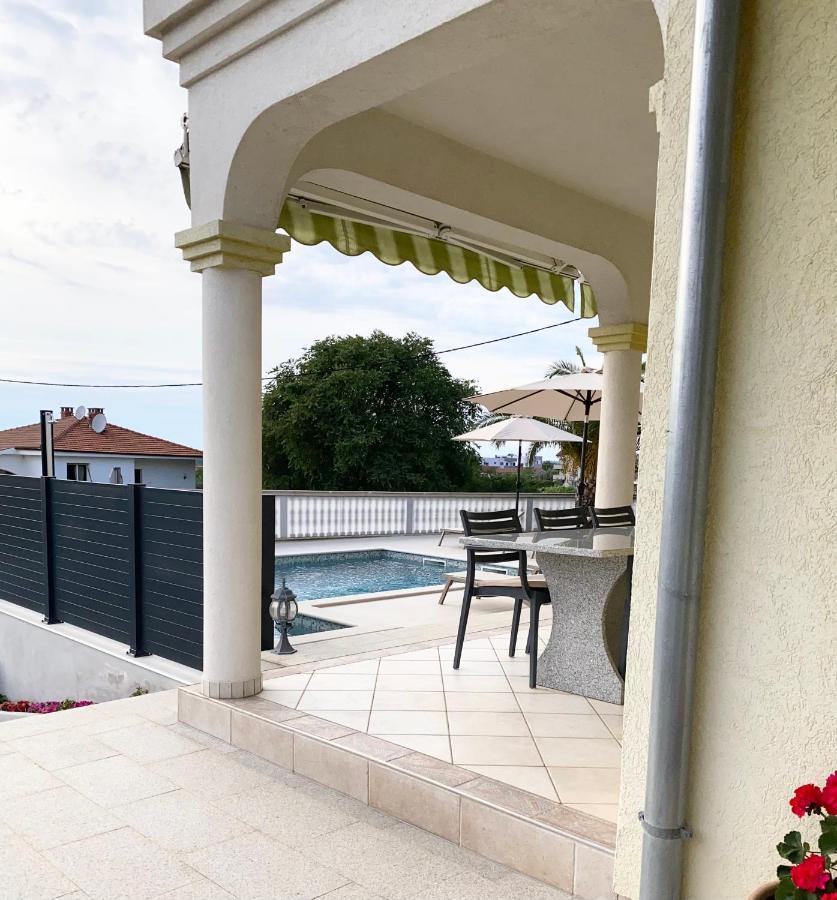 Apartment Komljenovic Πούλα Εξωτερικό φωτογραφία
