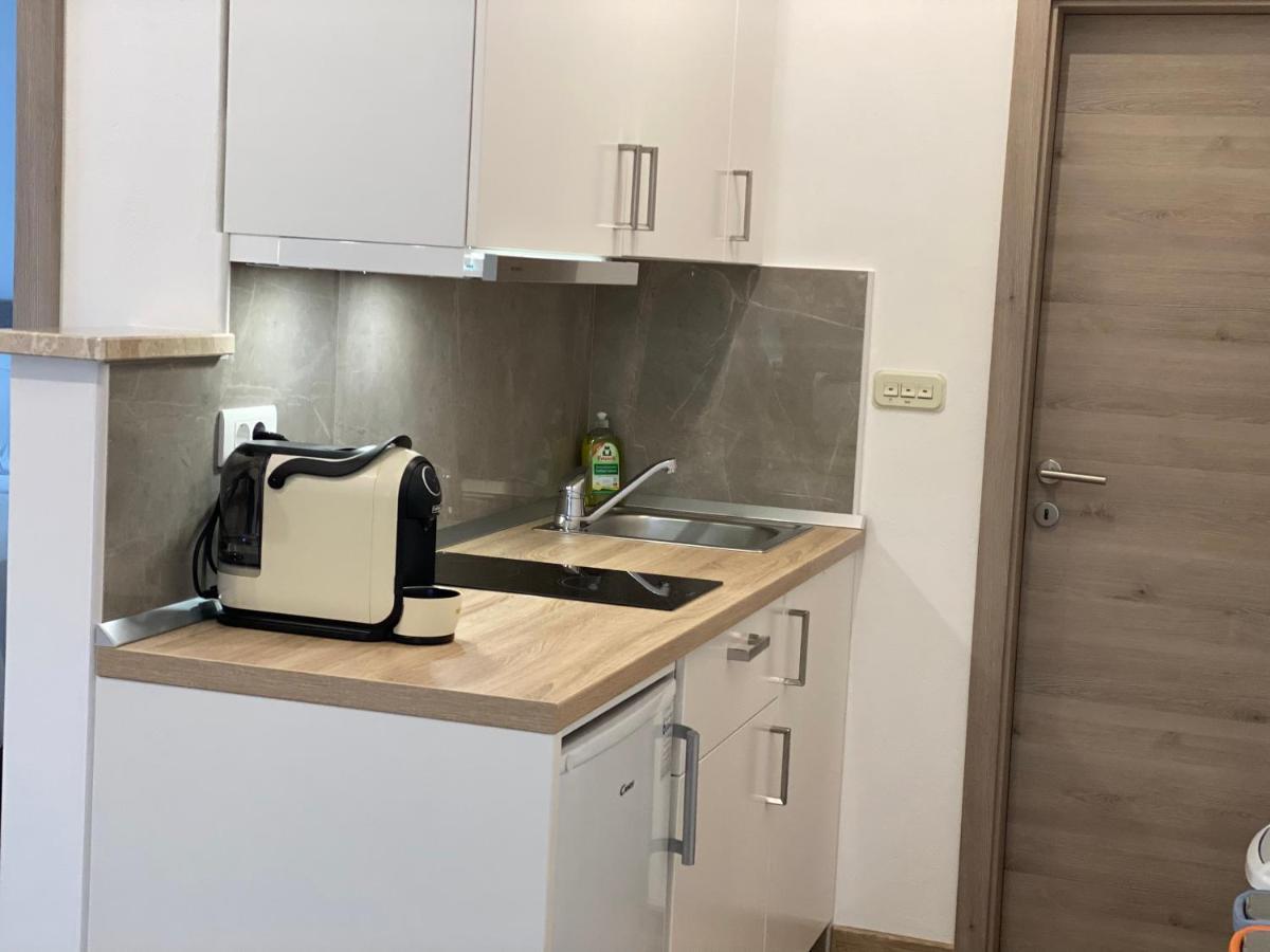 Apartment Komljenovic Πούλα Εξωτερικό φωτογραφία