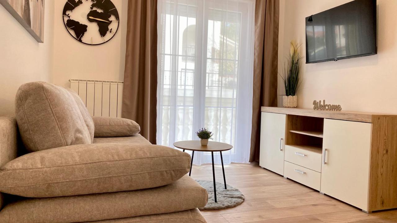 Apartment Komljenovic Πούλα Εξωτερικό φωτογραφία