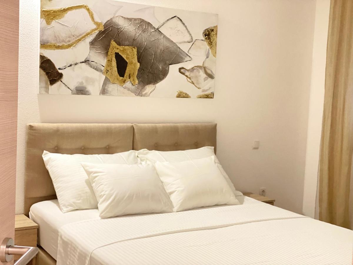 Apartment Komljenovic Πούλα Εξωτερικό φωτογραφία