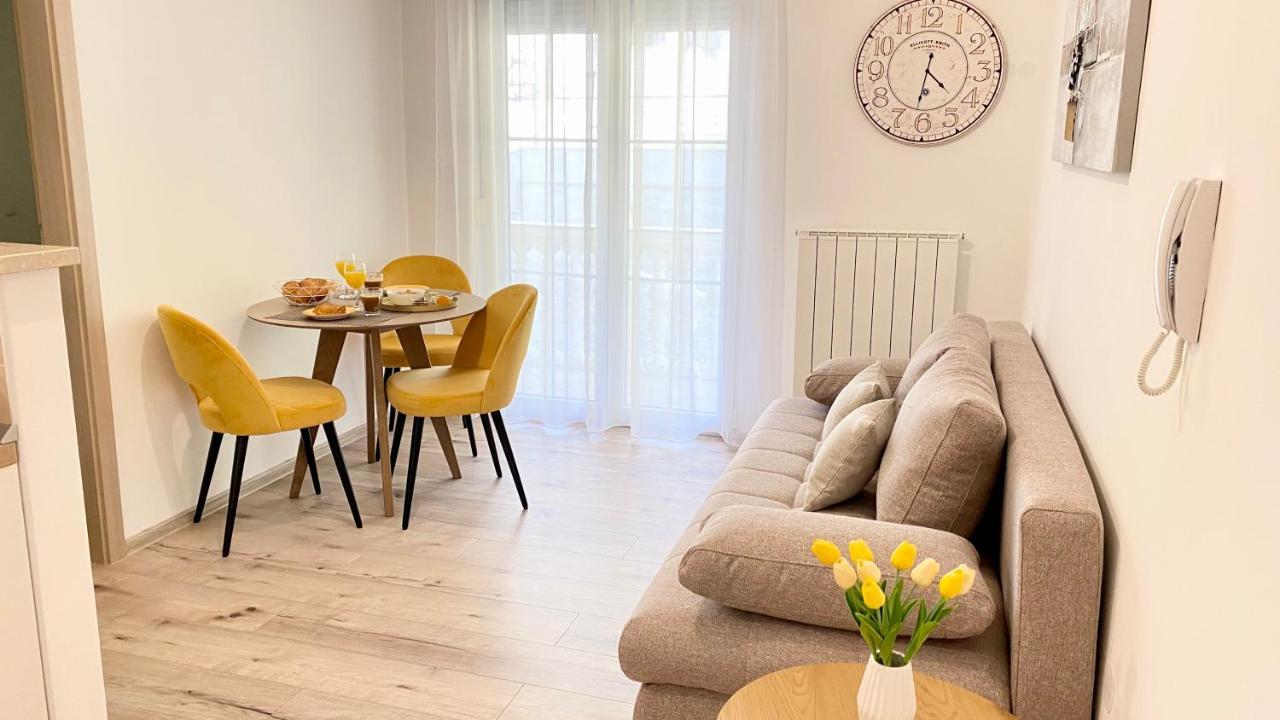 Apartment Komljenovic Πούλα Εξωτερικό φωτογραφία