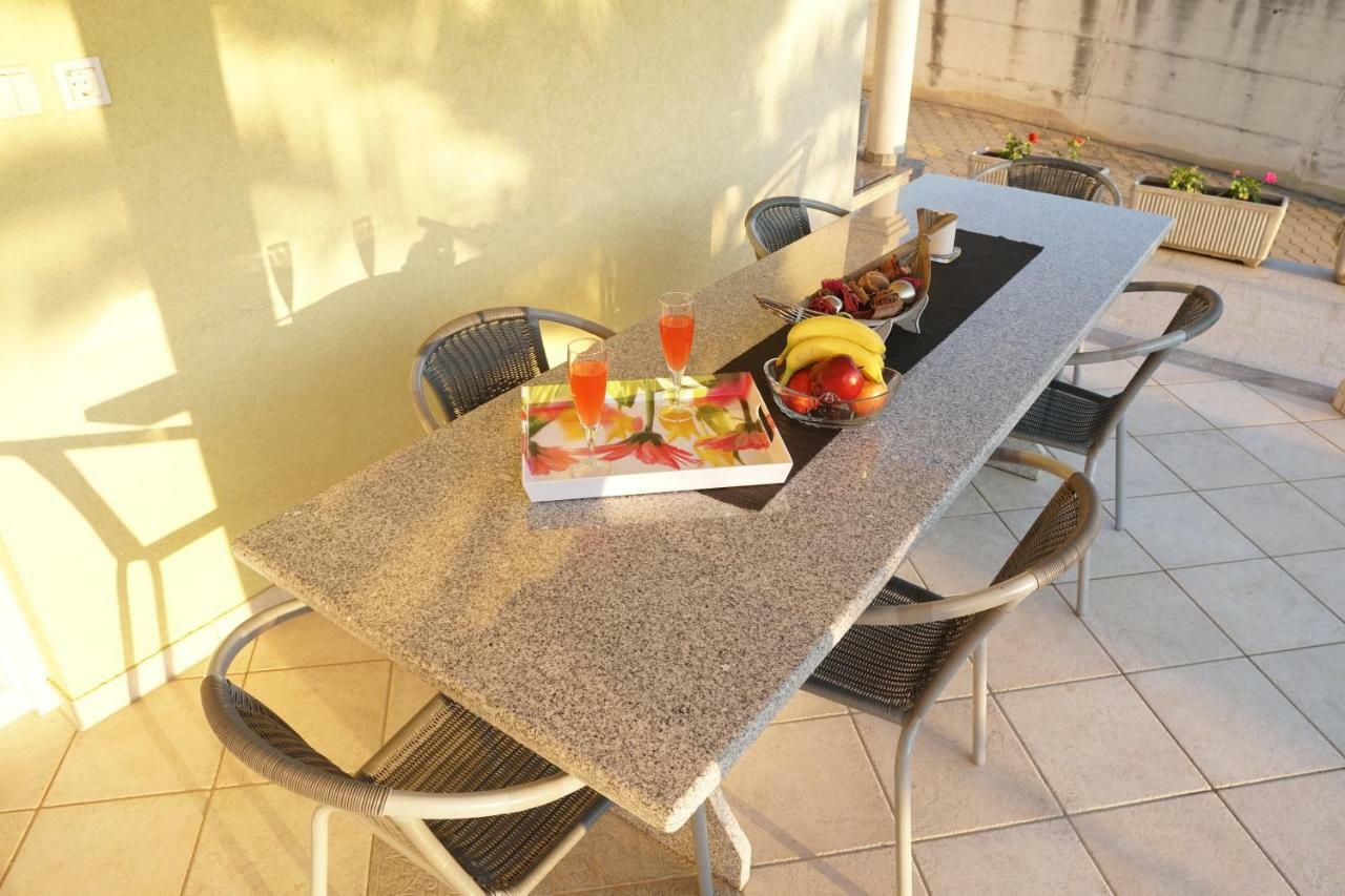 Apartment Komljenovic Πούλα Εξωτερικό φωτογραφία